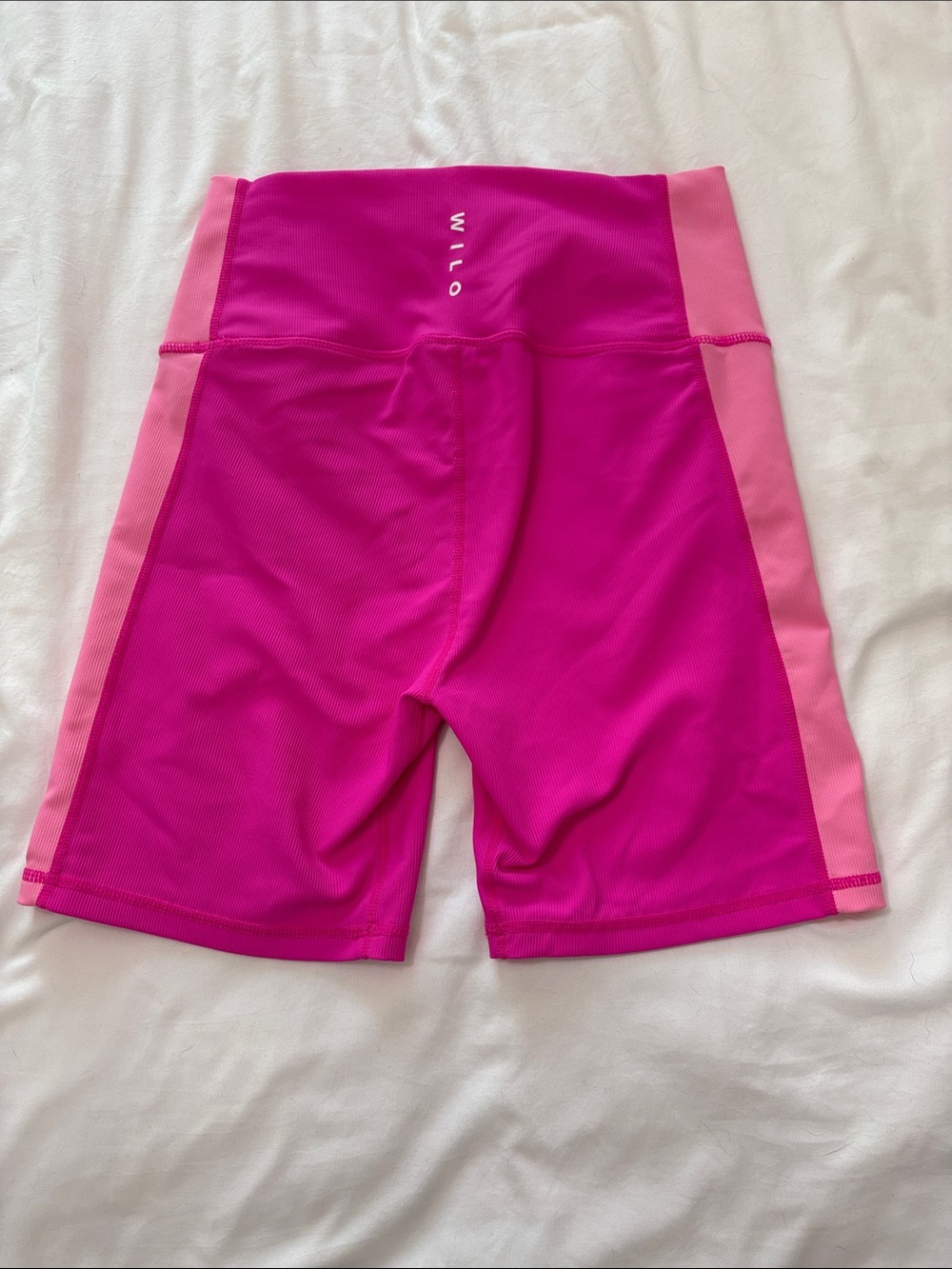 WILO Women's High-Rise Bike Shorts in Magenta Pink